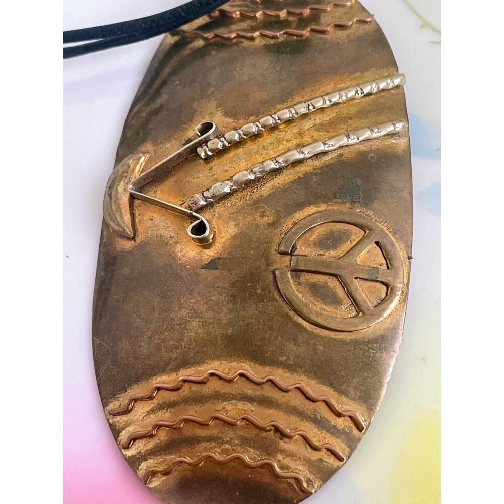 Vintage 60's Hippy Brass Large Pendant Peace Sign Leather chord - Picture 2 of 14